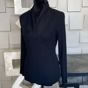 United States Sweater top shirt black long sleeve drape V neck Size Medium